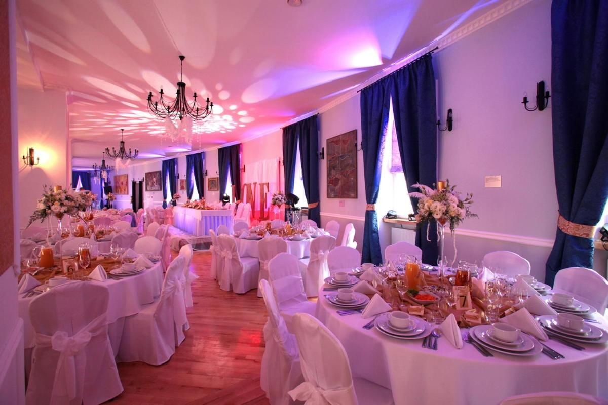 Курортные отели Hotel Court Park Ныса-40